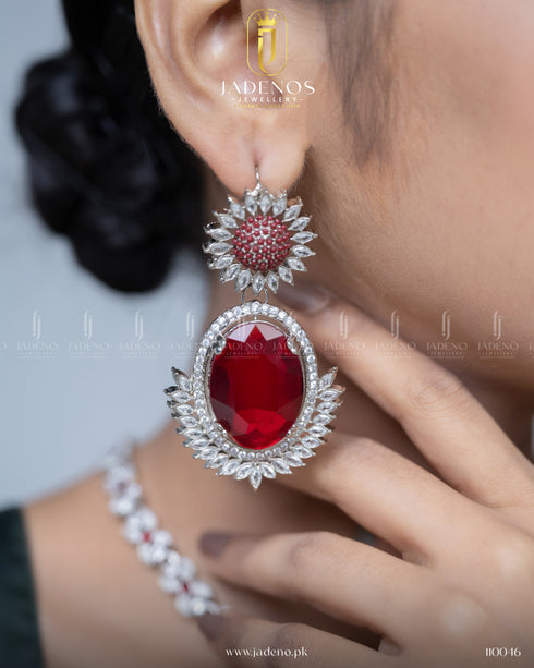 The Victoria Majesty Necklace Set